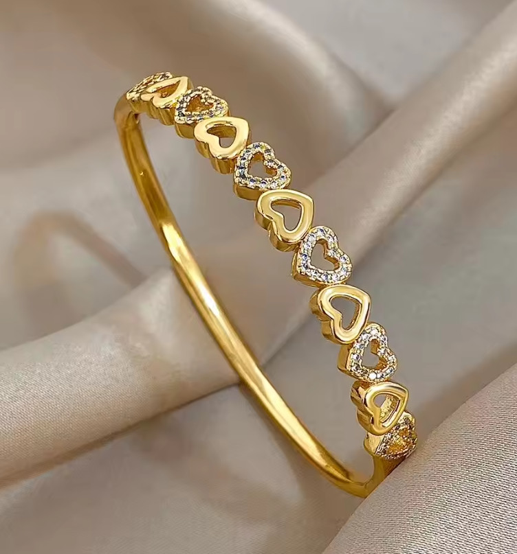 Gold Plated Zircon Heart Cuff Bracelet Copper Stackable Bangle for Women