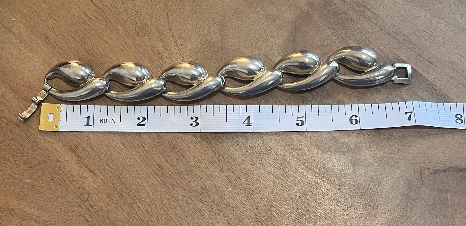 Vintage Silver Tone Sculptural Wave Link Bracelet with Fold-Over Clasp | 7.5″