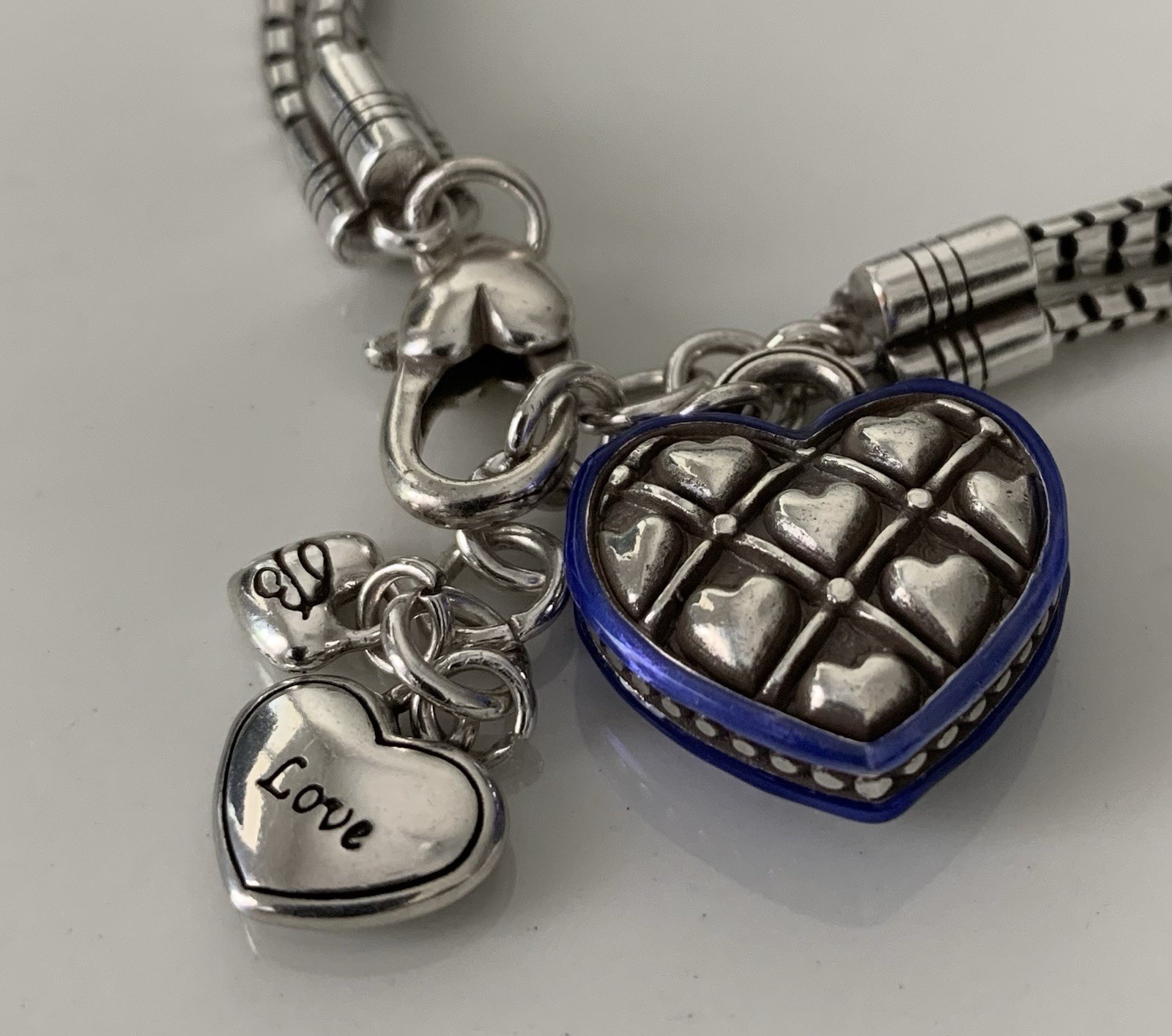 Brighton AL FRESCO & LOVE Hearts 7.5-8 Inch Charm Bracelet, Engraving