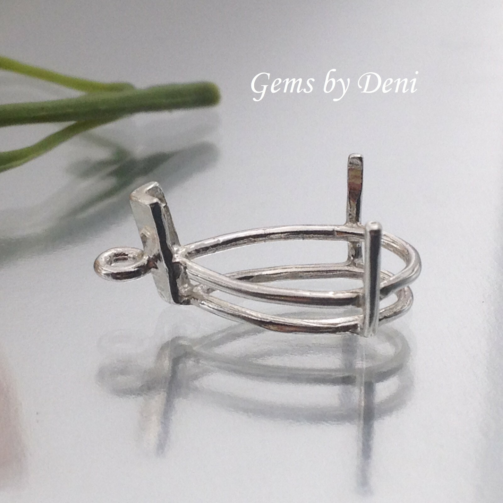 Sterling Silver Pear Vee-Prong Dangle (6x4mm-15x10mm)