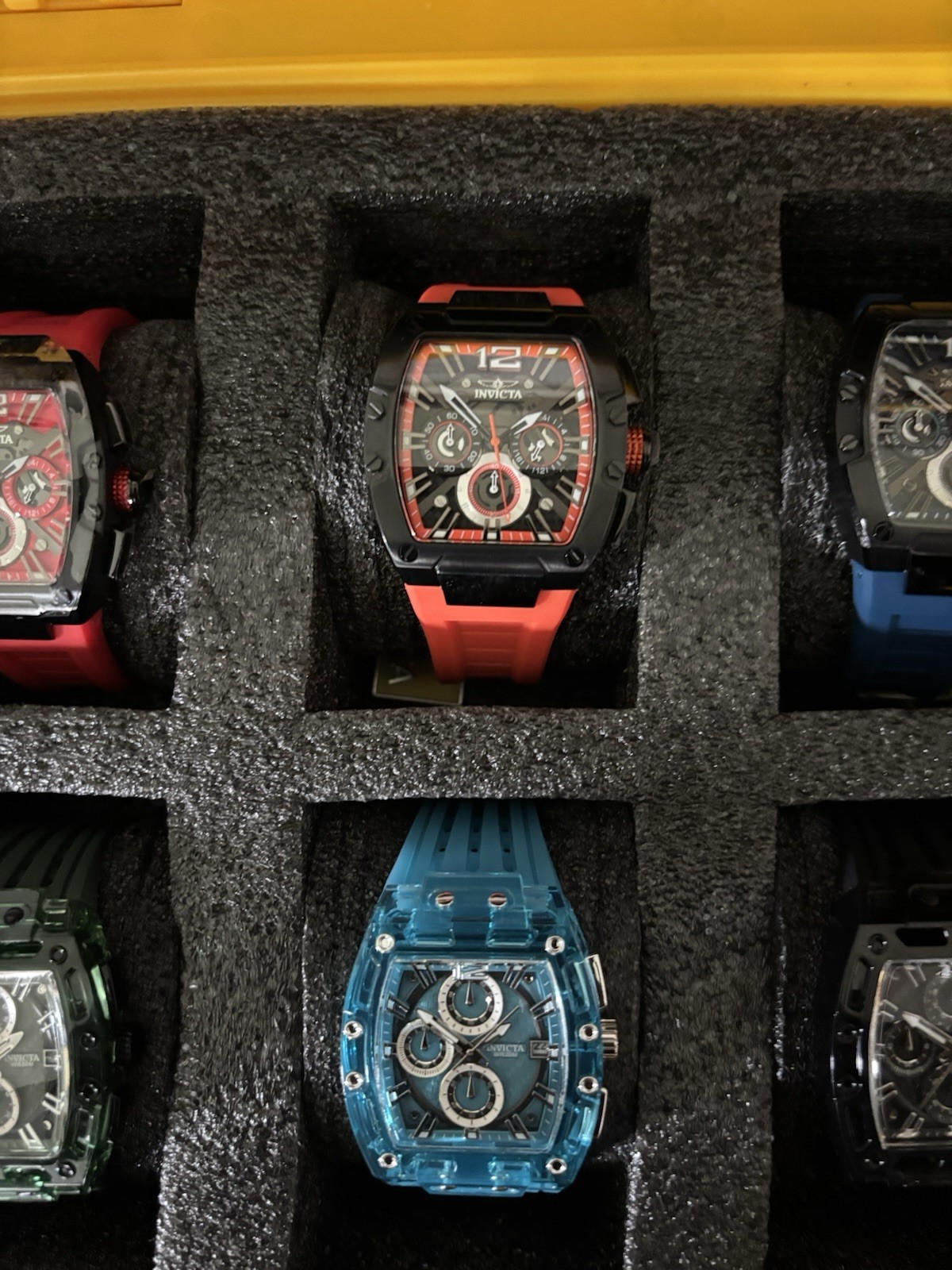 NEW Invicta S1 RALLY Men’s Wristwatch Mixed Lot (8 Watches) w/NEW Invicta CASE.