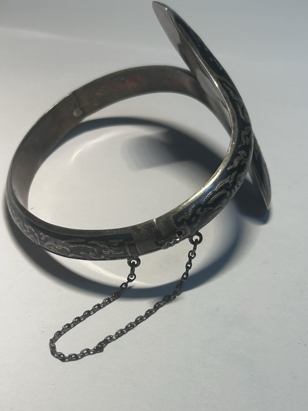 Sterling Vintage Engraved Cuff Bracelet 925 Silver Push Lock