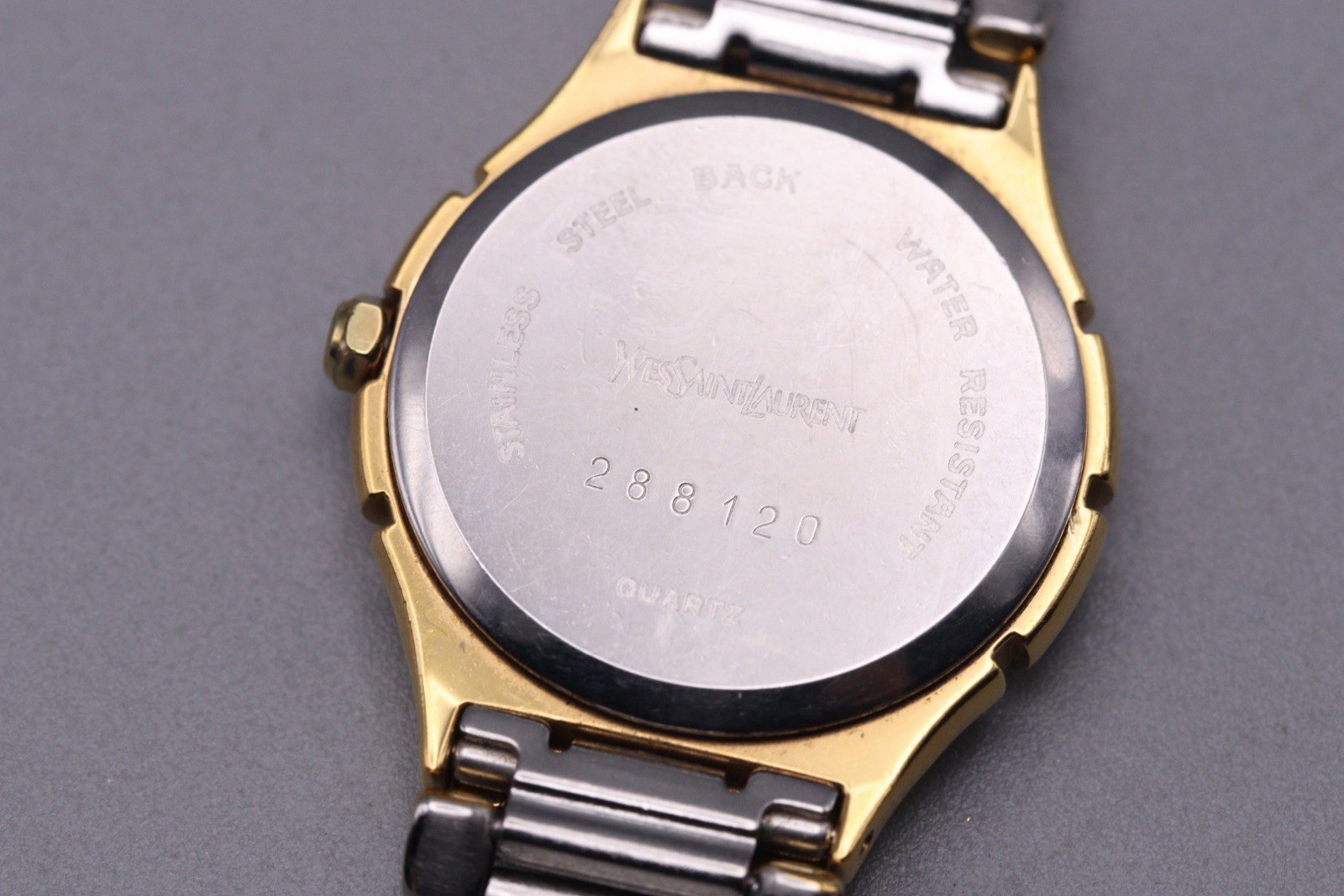 [Exc+5] Yves Saint Laurent YSL 25mm White Dial Woman’s Watch