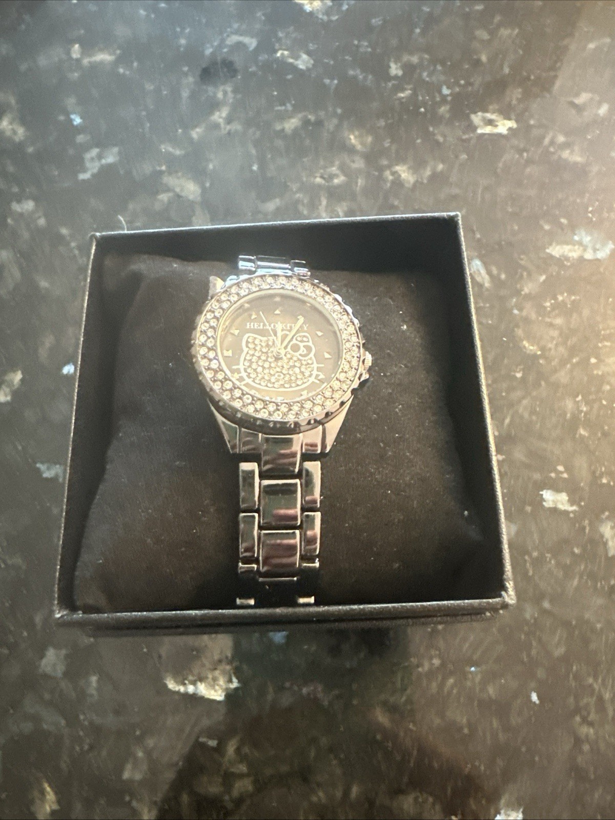Hello Kitty Crystal Accent Women’s Watch – Silver Tone – Elegant Design