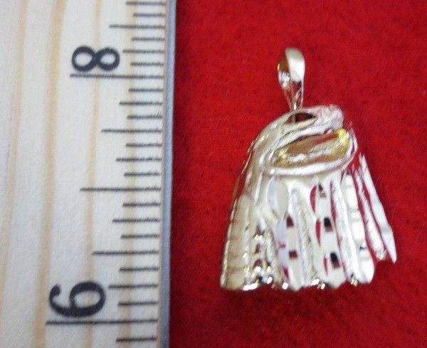 14KT GOLD EP SPORTS BASEBALL GLOVE PENDANT CHARM – 2426