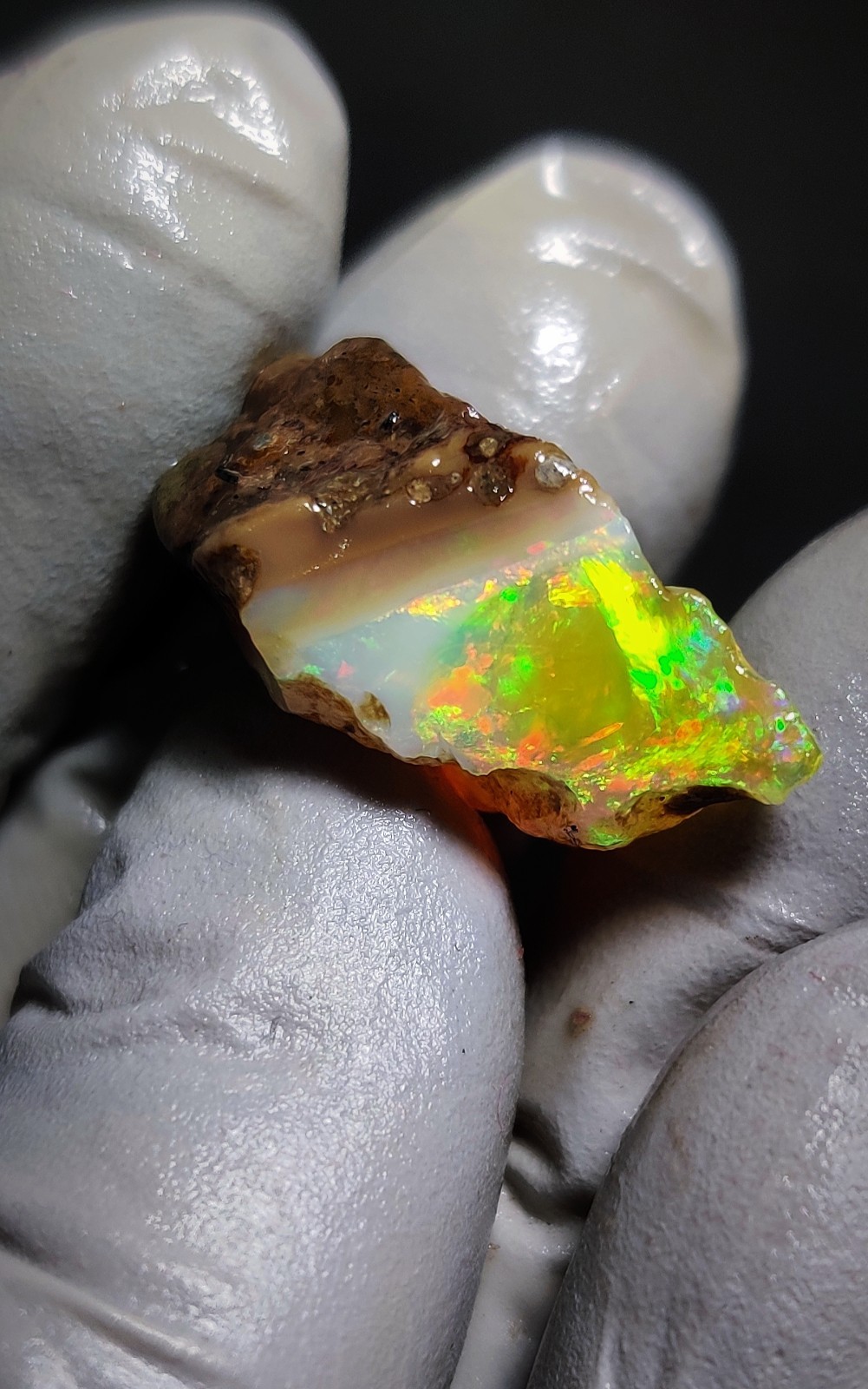 14 Ct ethiopian oil opal rough natural Welo fire Play Of Color Loose Gemstone