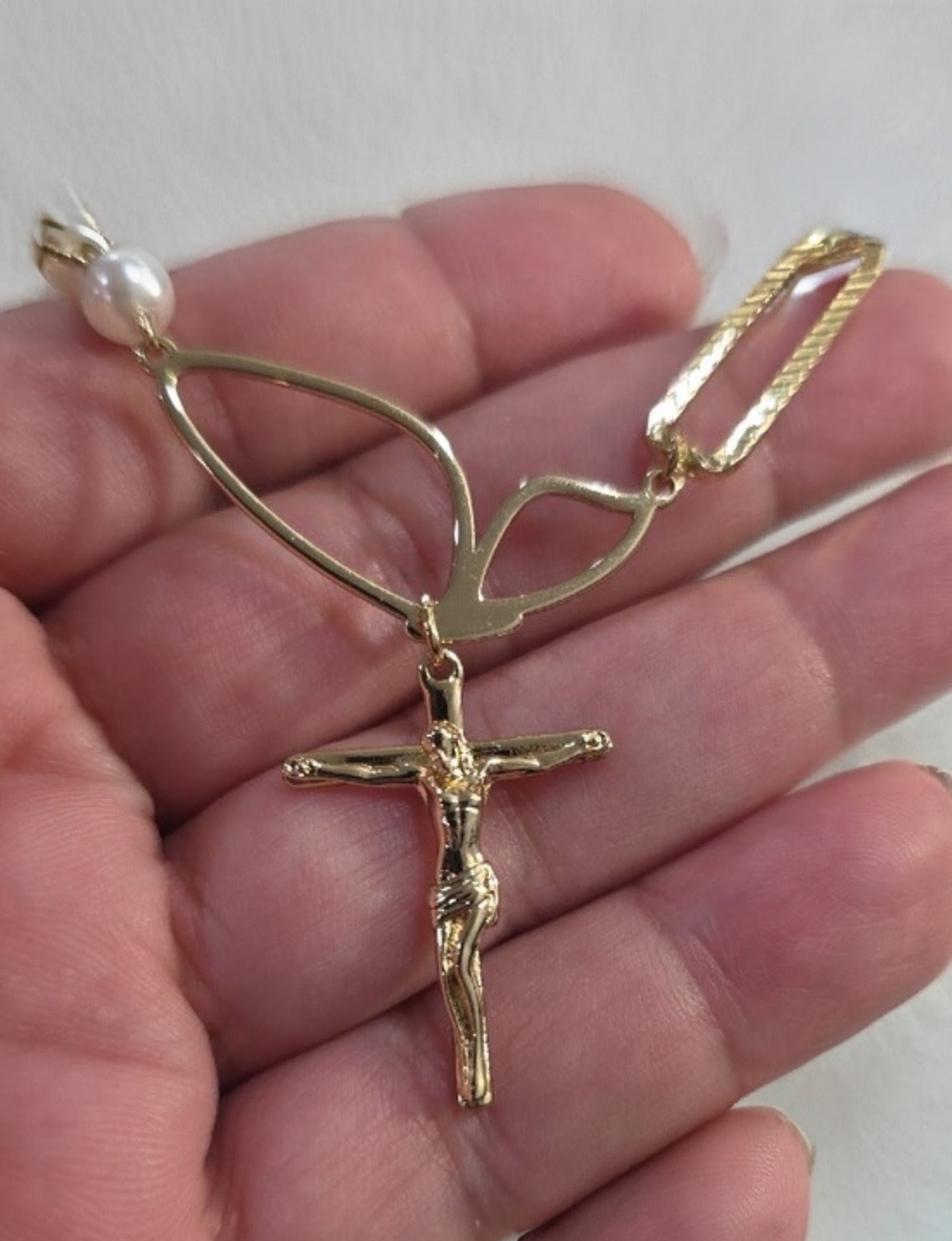 14k Gold Plated Cuban Chain Necklace w/ Cross Charm Pendant & Simulated Pearls