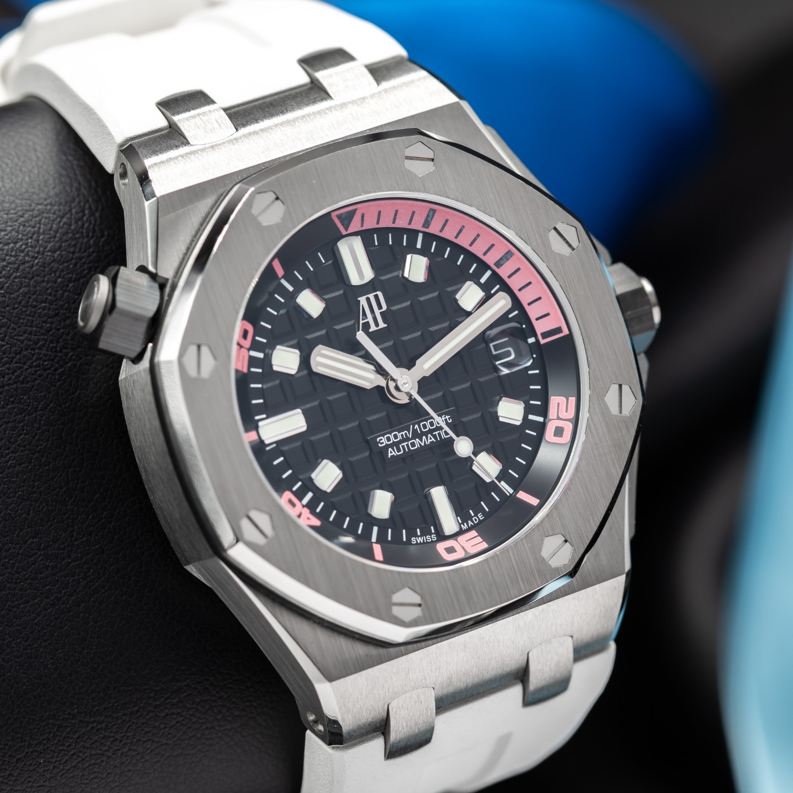 2026 Audemars Piguet Royal Oak Offshore Diver 15720ST.OO.A010CA.01 New & Unworn!