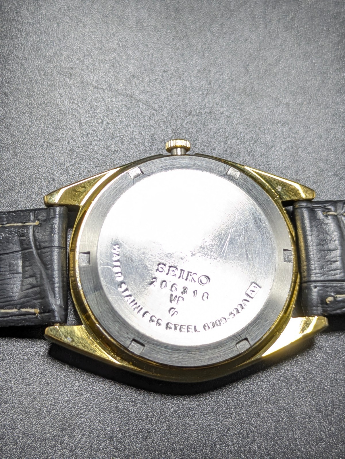 Vintage Seiko 5 automatic day date movement no. 6309A japan made men’s watch