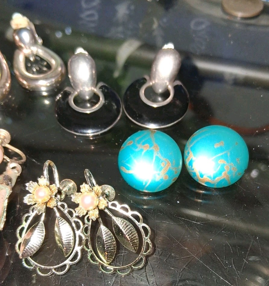Vintage Costume Earrings Lot 5 Pairs Clip On Screw Back Faux Pearl Teal Enamel