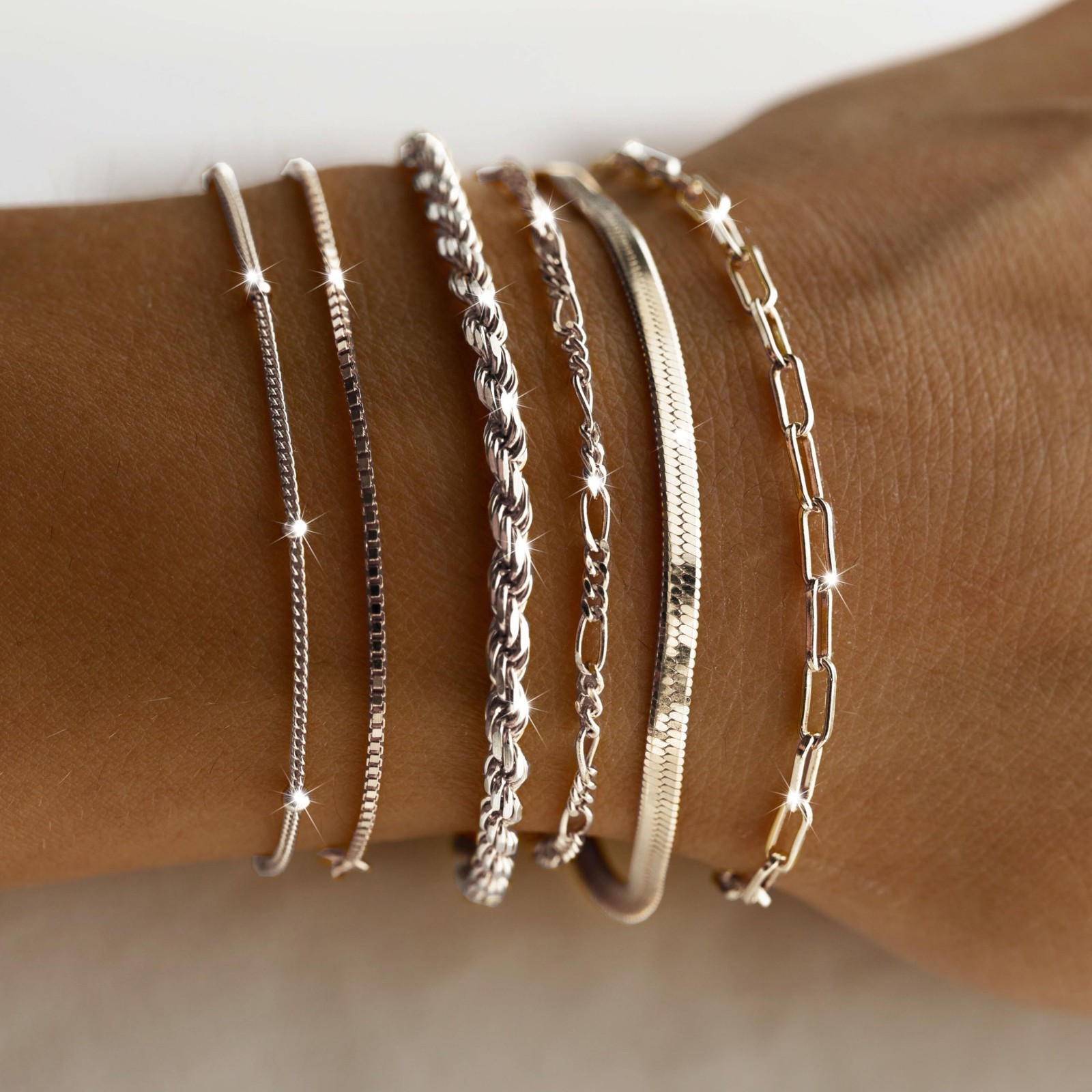 Waterproof Gold Bracelet Set for Women – Non-Tarnish Cuban Paperclip Chain, Stac