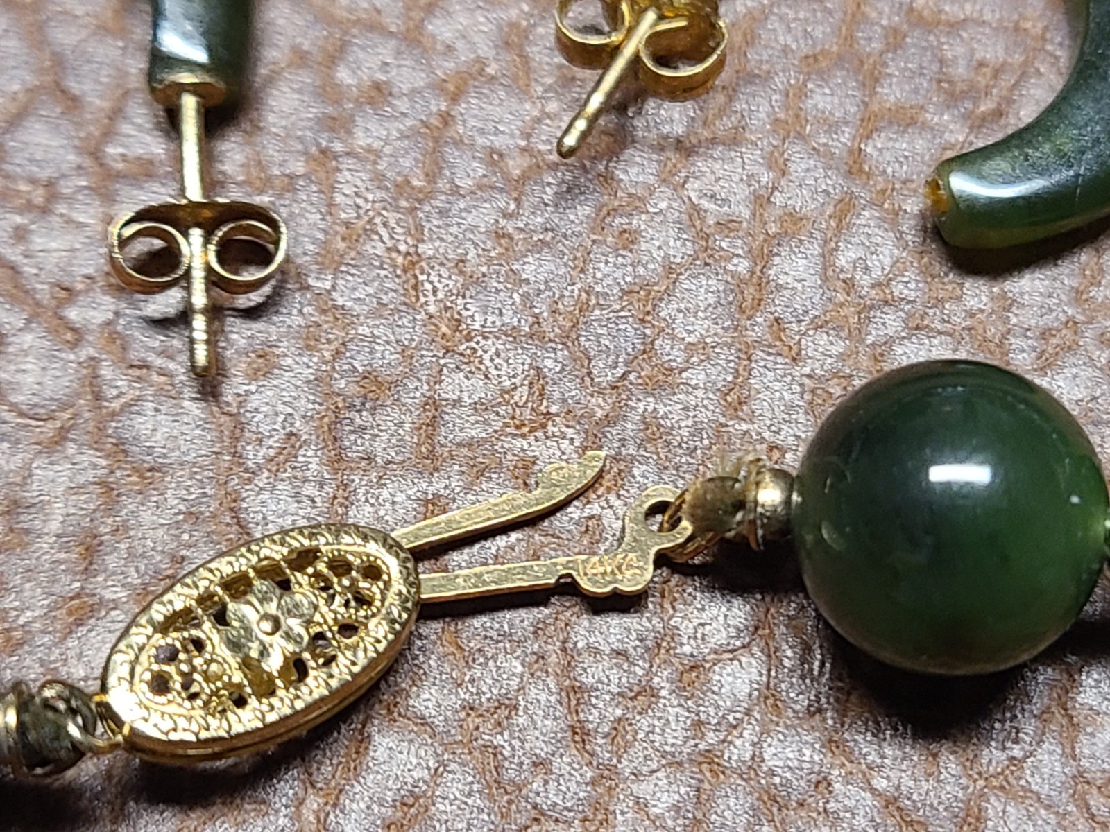 14K Yellow Gold Nephrite Jade Bead Necklace Earrings Set 16” 50g Vintage