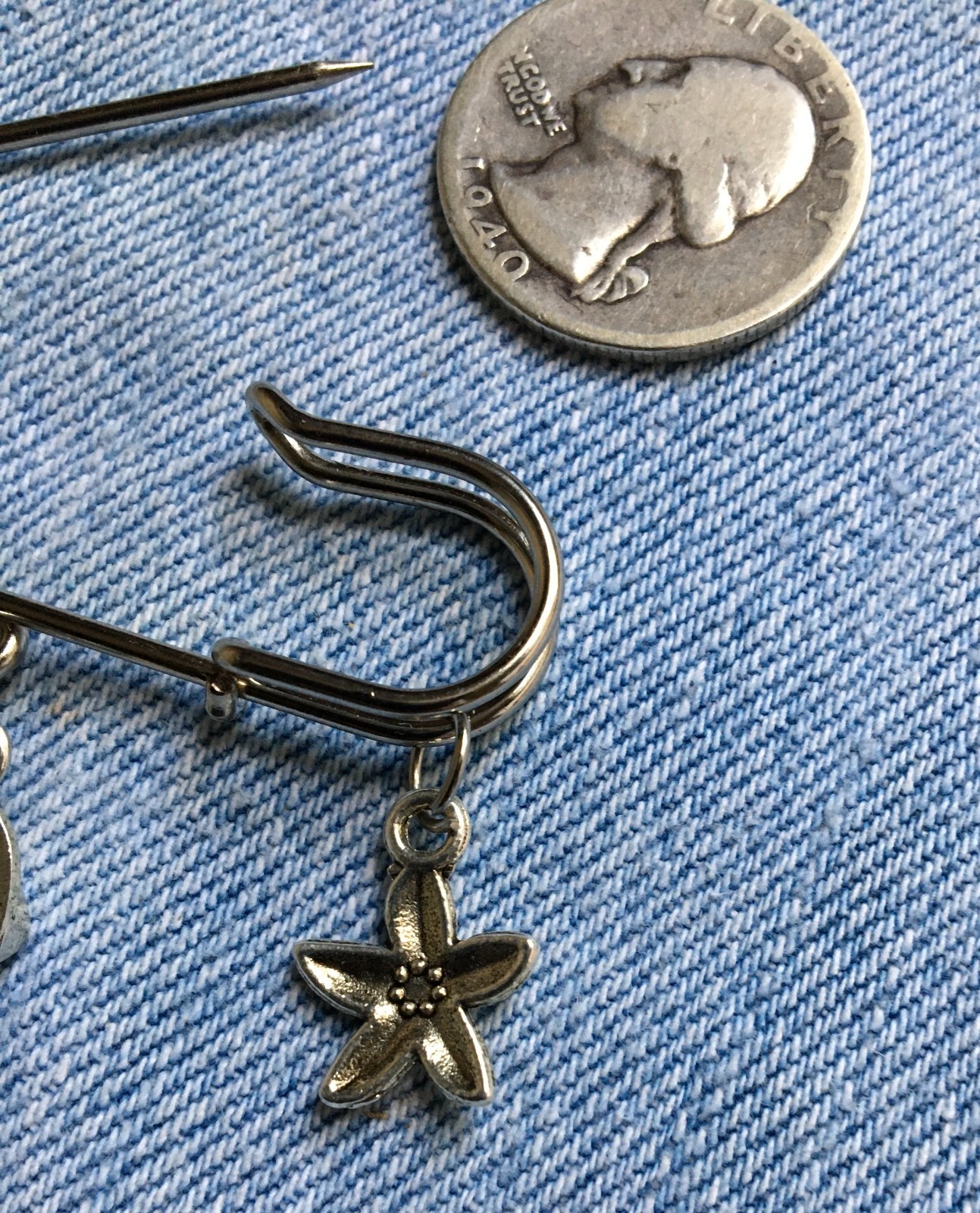 3″ BIG SAFETY PIN w/ BEACH THEME CHARMS – Hanging Flip-Flop Mermaid Starfish +