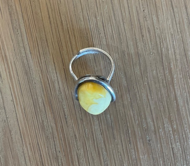 Vintage Baltic Butterscotch Amber Ring 925 Sterling Silver Egg Yolk Oval Size 7