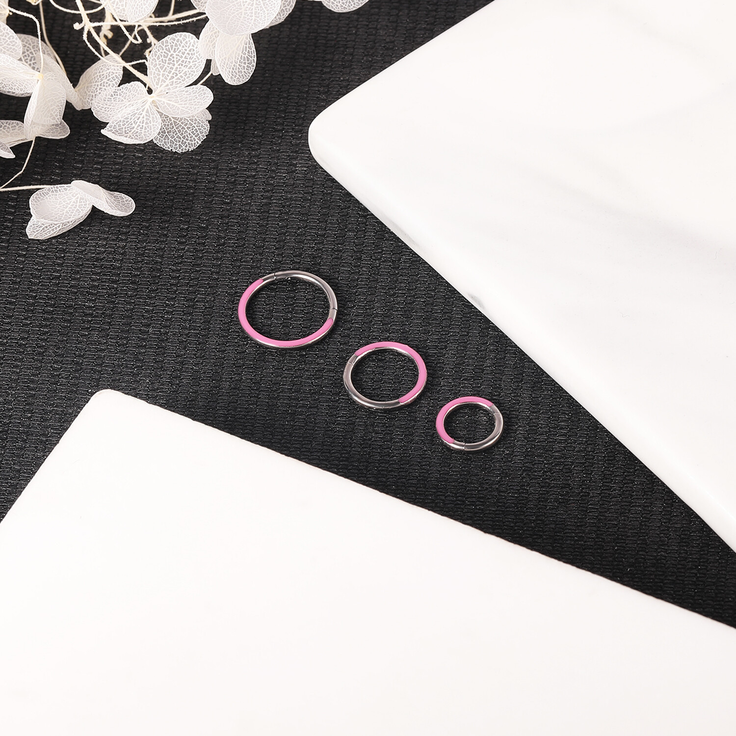 1 Pc Titanium Hinged Nose Ring Glow in the Dark Septum Clicker Daith Earring 16g