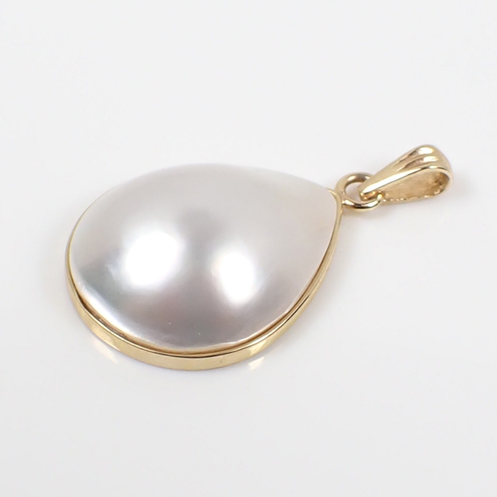 20x16mm Pear Pink Australian Mabe Pearl Bezel Pendant 375 9k Yellow Gold, MP57