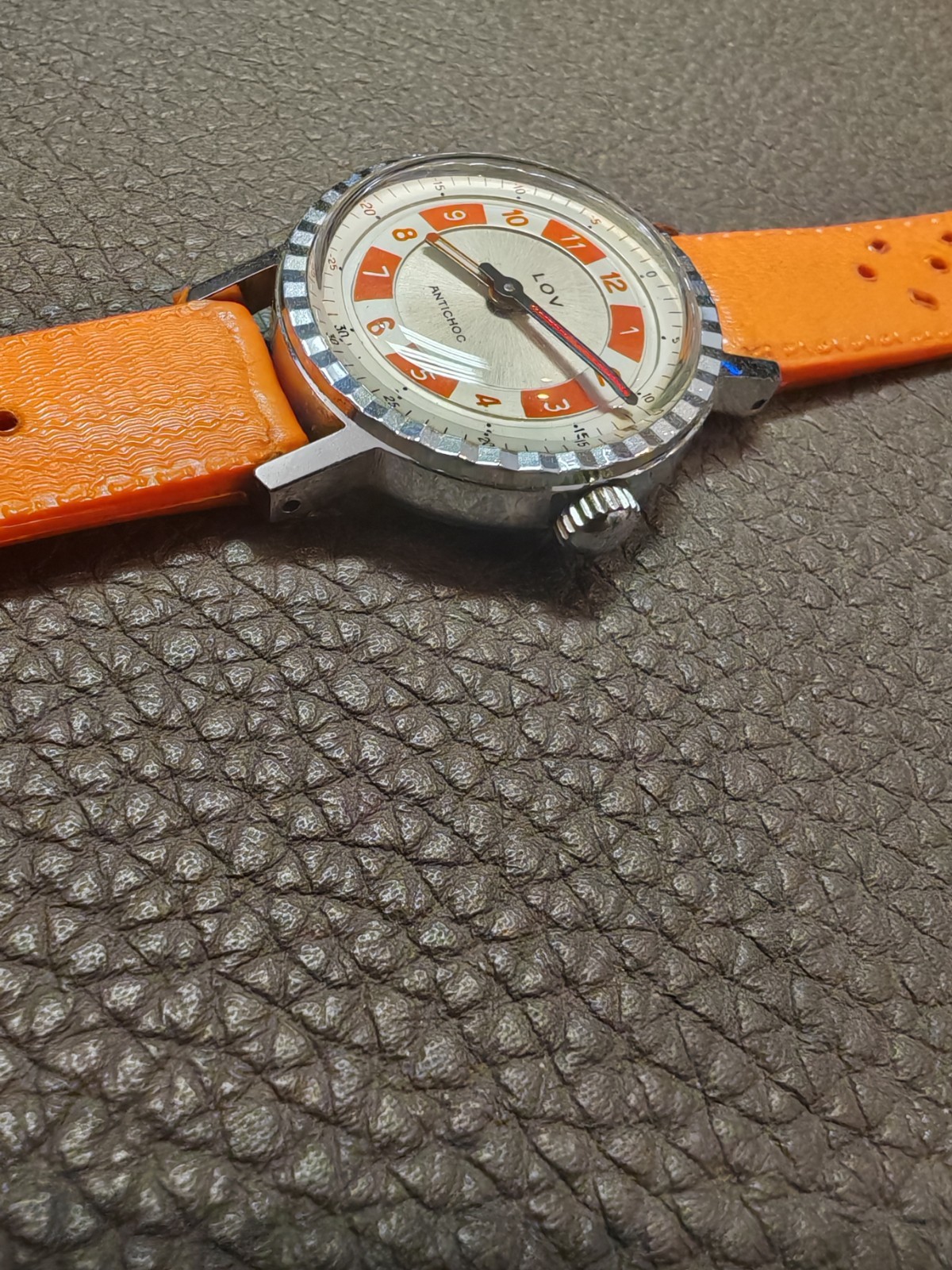 Rare Vintage LOV Watch Mechanical Movement Diameter 30mm