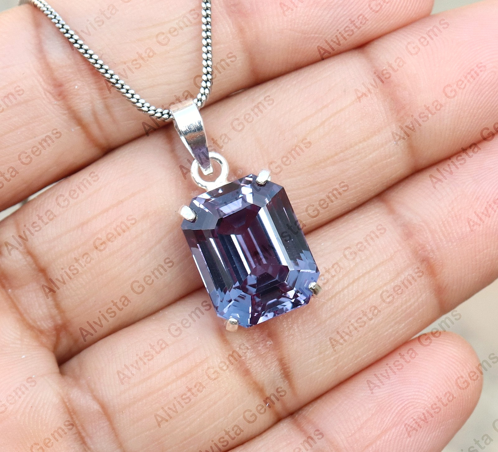 Natural Alexandrite Color Changing Gemstone 925 Sterling Silver Pendant 25.40 Ct