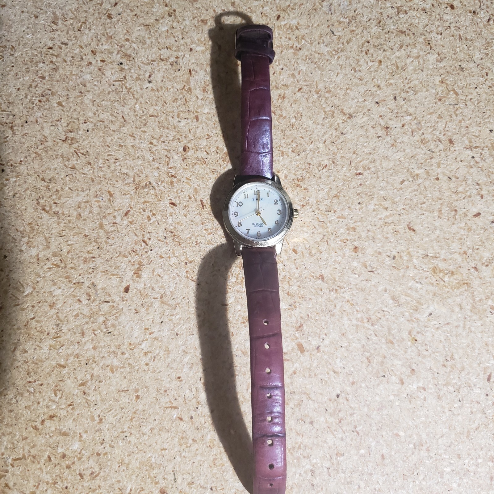 Timex Watch Women Gold Tone Date Leather Band Indiglo WR 30M New Battery