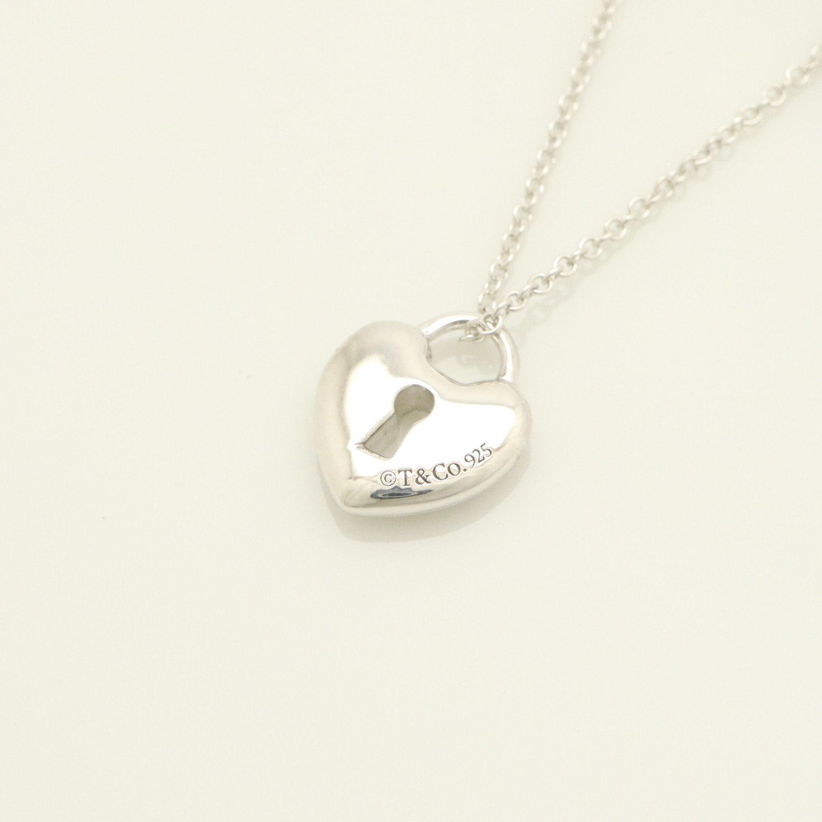 Authentic Tiffany & Co. Heart Keyhole Lock Necklace 16.1″ Silver 925 w/Pouch