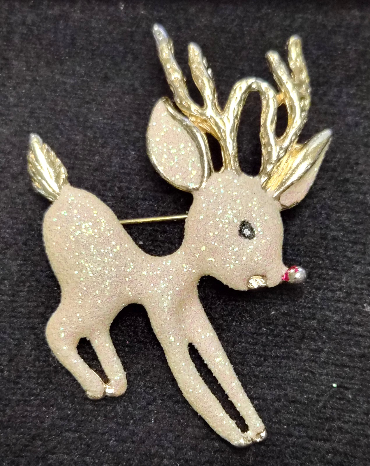 Vintage 90’s Christmas Holiday Glitter & Gold Tone Reindeer Enamel Pin / Brooch