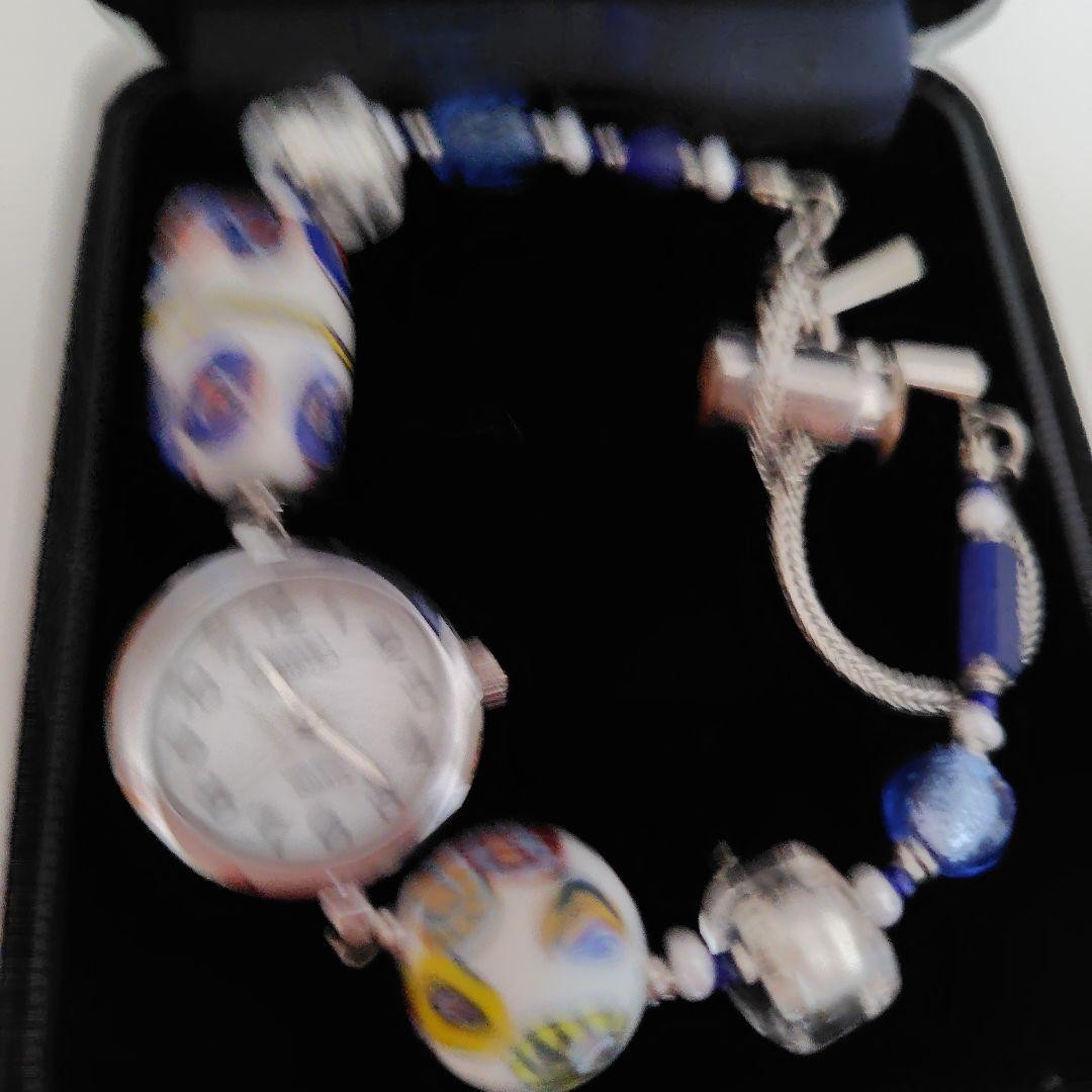 Excellent condition, fully functional Venetian quartz wristwatch.