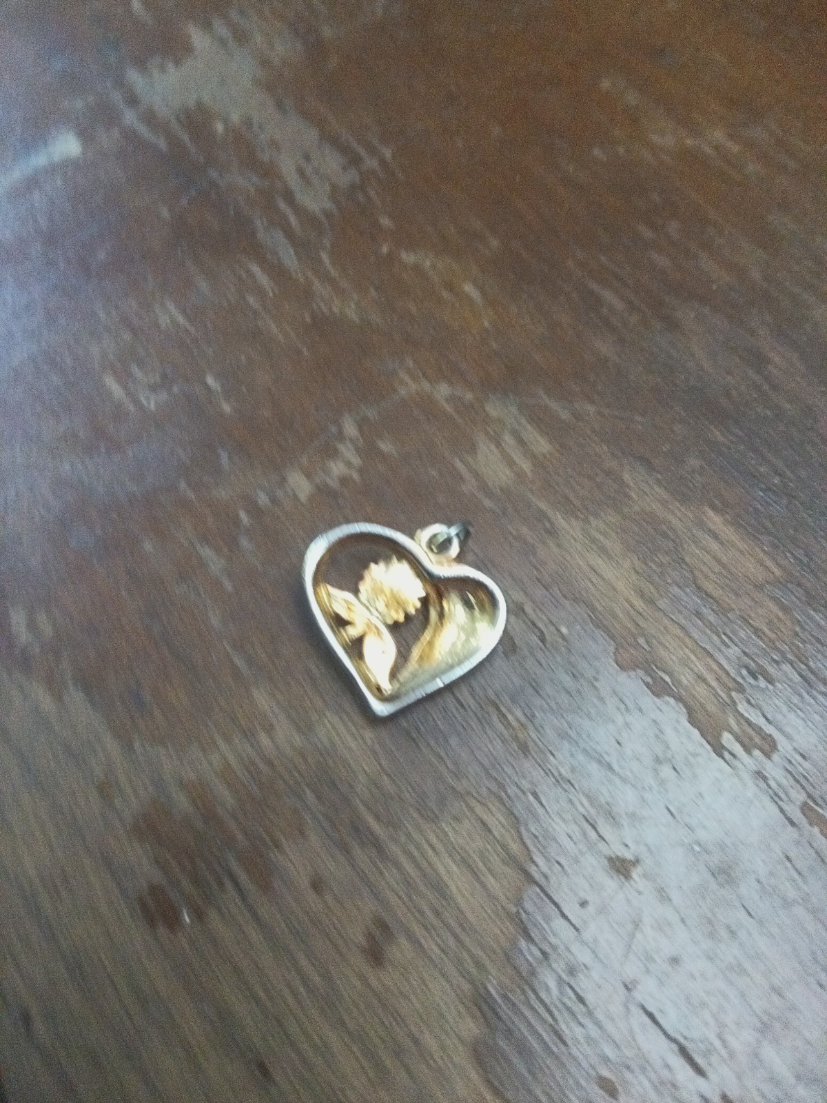 Heart Shaped Necklace / Pendant w/ Red Gemstone – Gold Toned Costume Jewelry