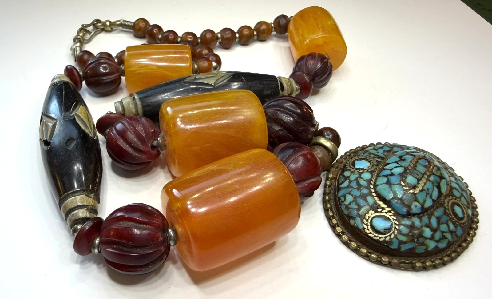 Vintage Tibetan Style Mosaic Pendant Necklace Butterscotch Resin Bone Beads 26″