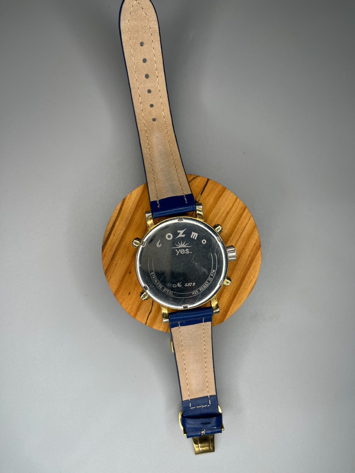 YES COZMO Solar Tracking Watch