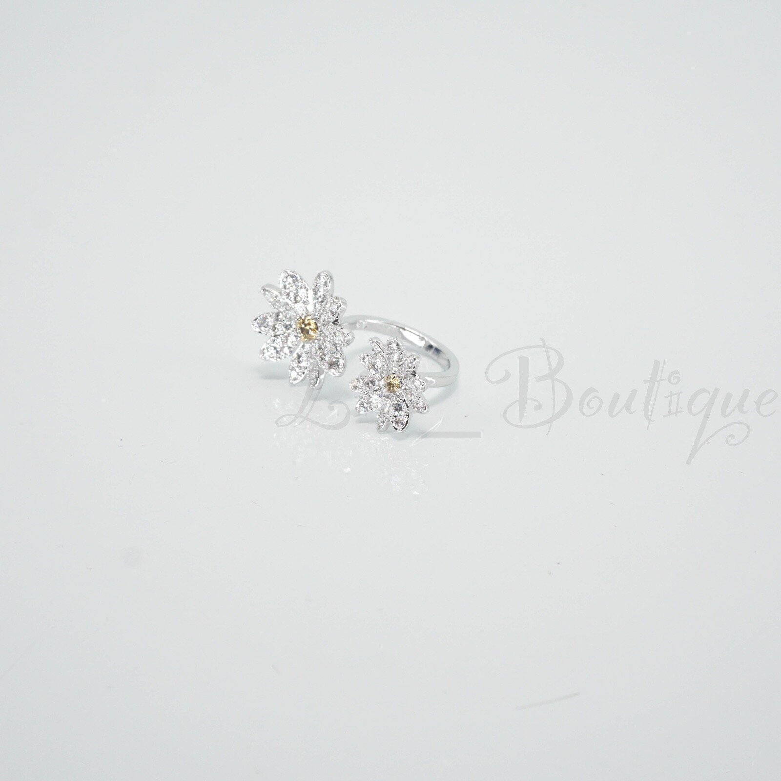 NIB Swarovski 5534941 Eternal Flower Open Ring Metal Crystal Yellow $169 Size 58
