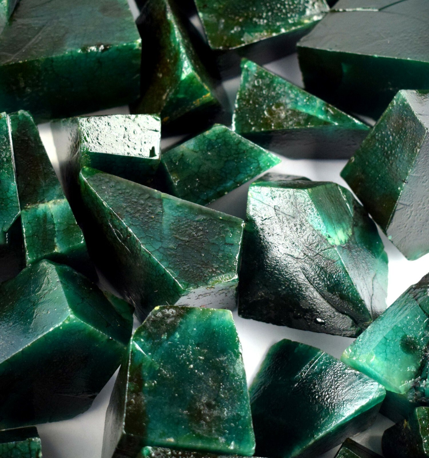 Colombian Green Emerald Polished Gemstone Rough Specimen Lot 1000 Ct Natural