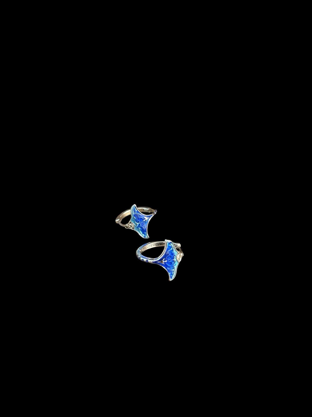 Blue/Silver Enamelled Manta Ray Huggie Hoop Earrings, Hinged Closure