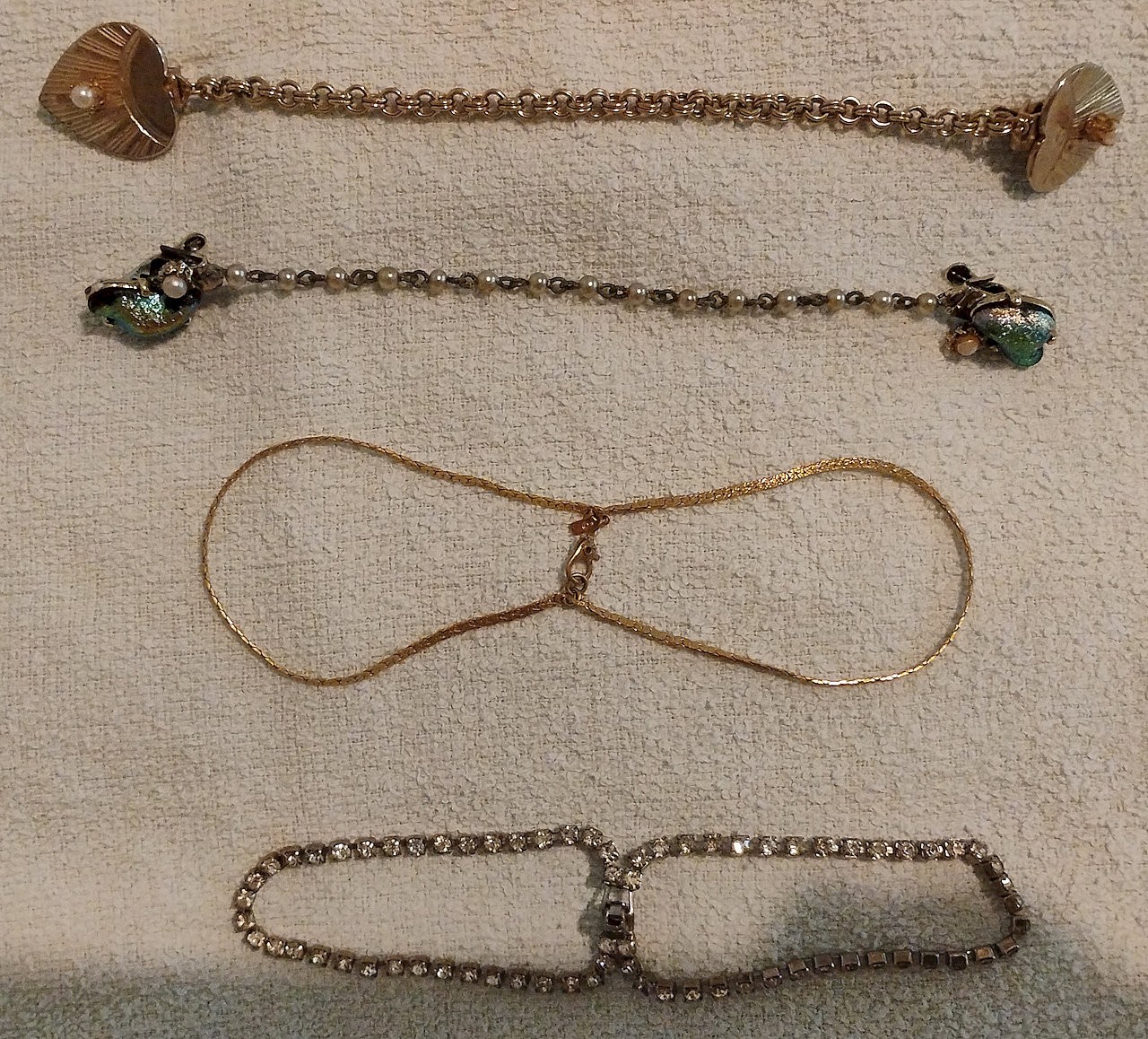 Lot of 2 Vintage Double Bracelets & 2 Vintage Cloak Clasps – Unkown Metals READ!
