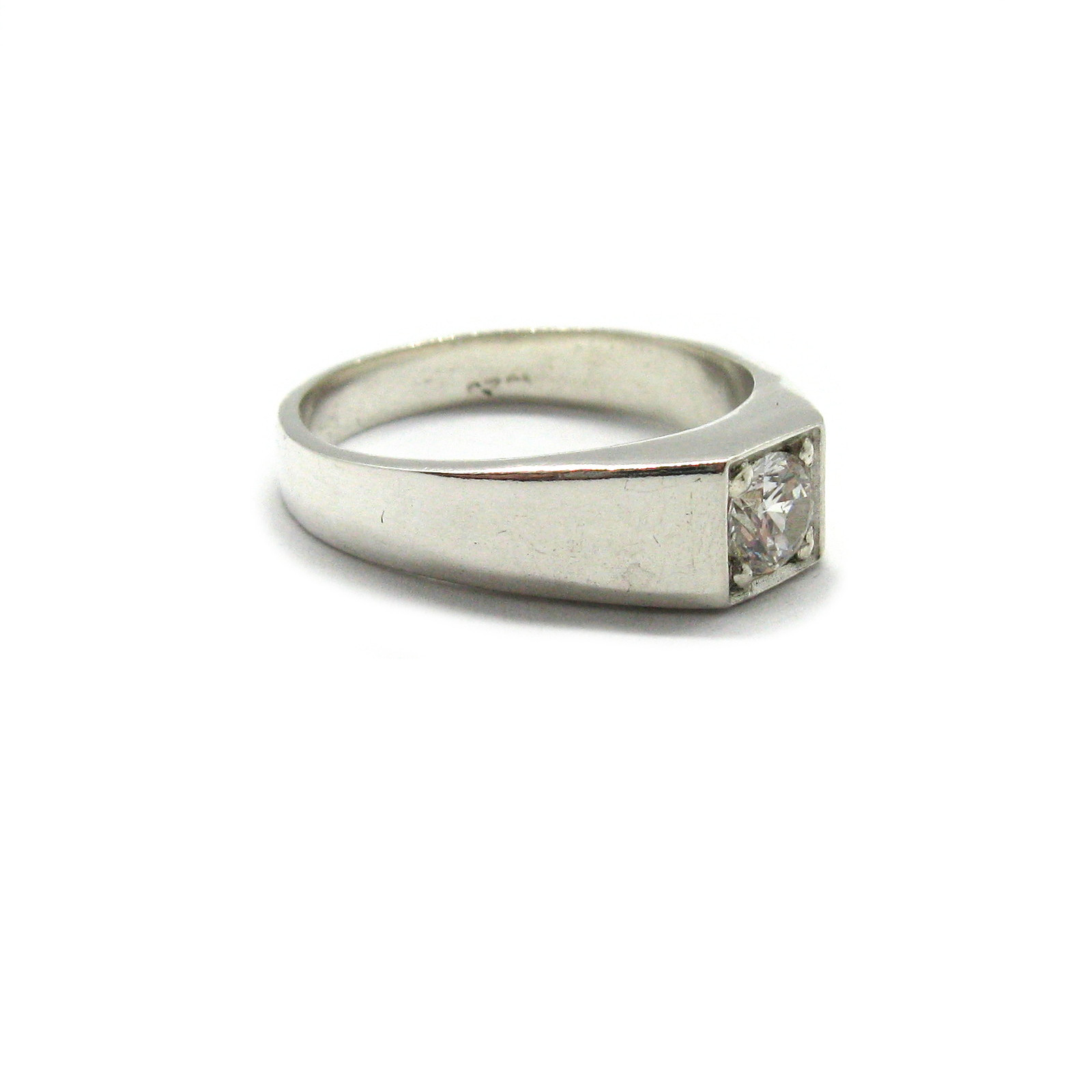 Stylish Sterling Silver Men’s Ring Solid 925 With 5mm Round Cubic Zirconia
