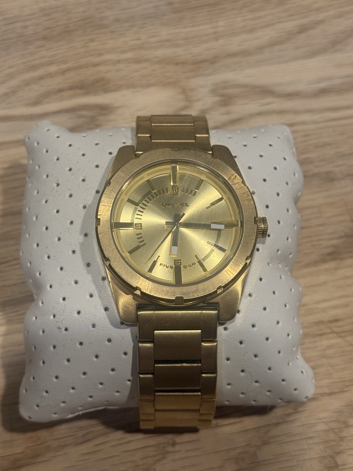 Diesel Men’s Vintage Watch Wristwatch DZ-5344 Gold Tone, 5 Bar Design