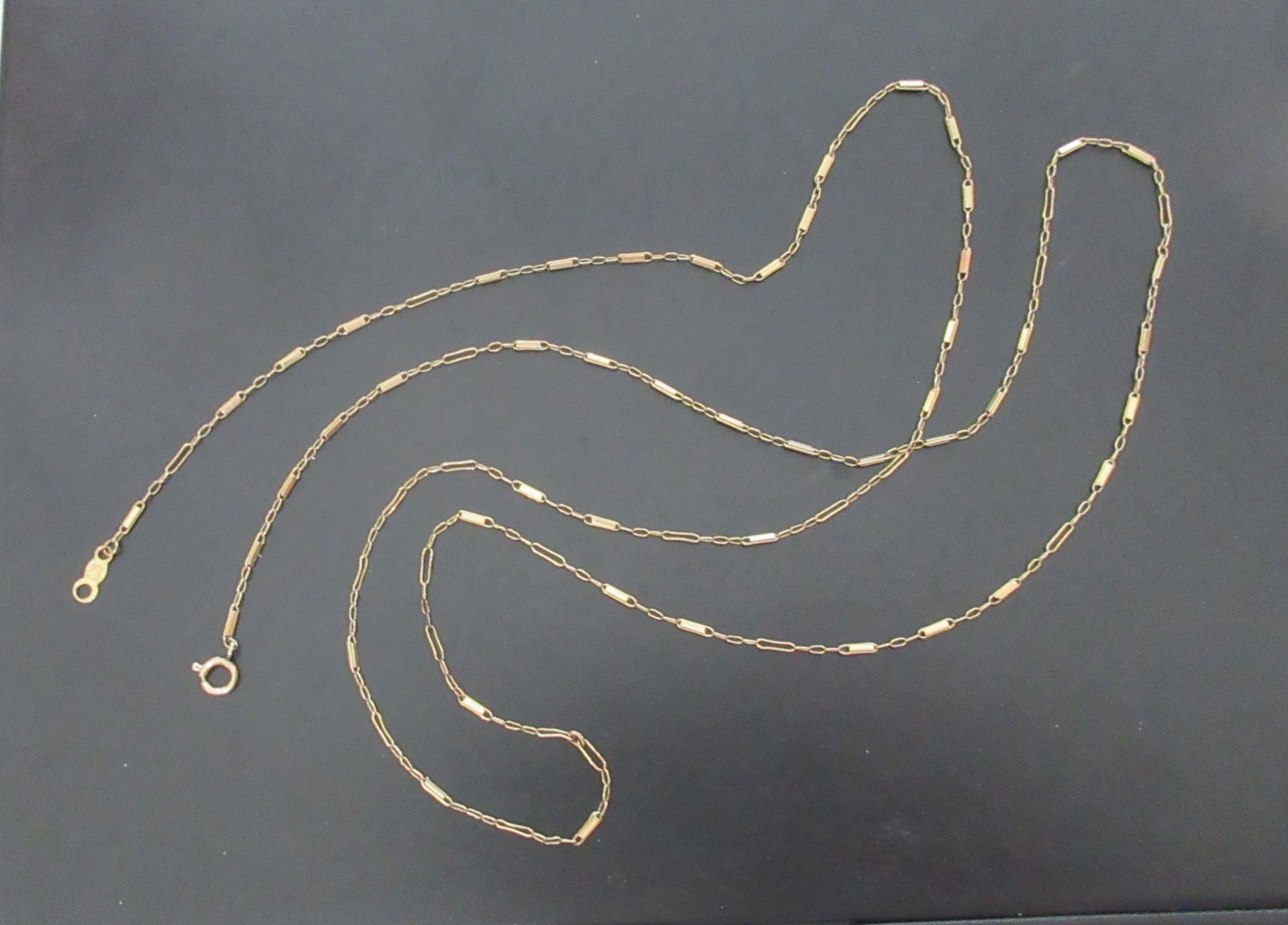 Vintage 14k Gold Chain Necklace 29″ long, 2.80 grams, very fine