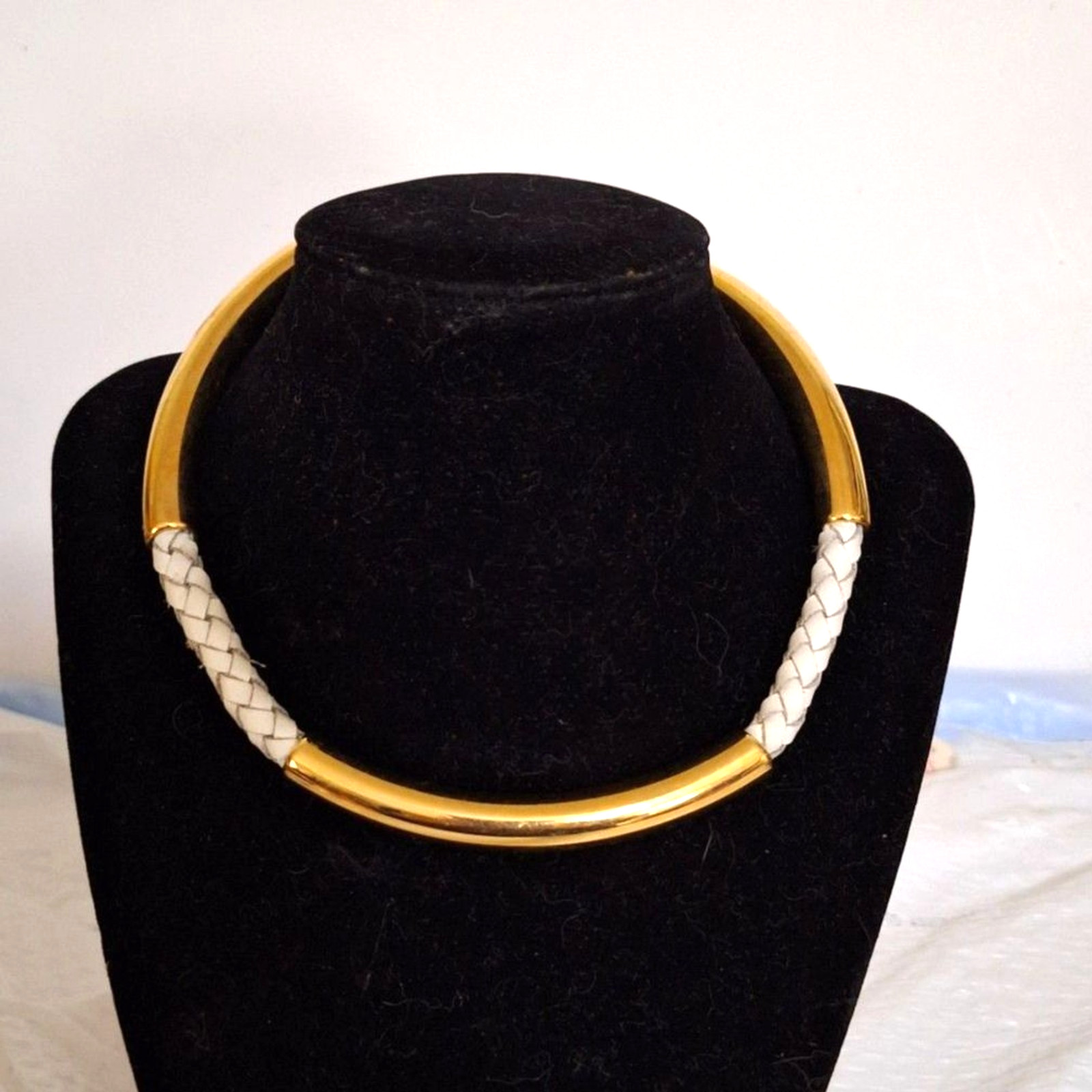 A Women’s Choker Collar Necklace Braided Leather and Gold Tone Minimalist