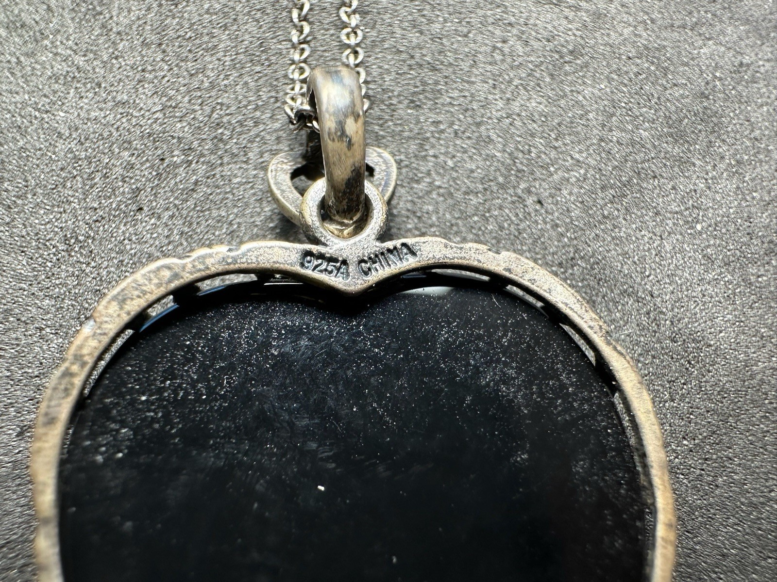 6.00g Vintage 925 Sterling Silver Black Heart Filigree Italy Necklace M 18 in