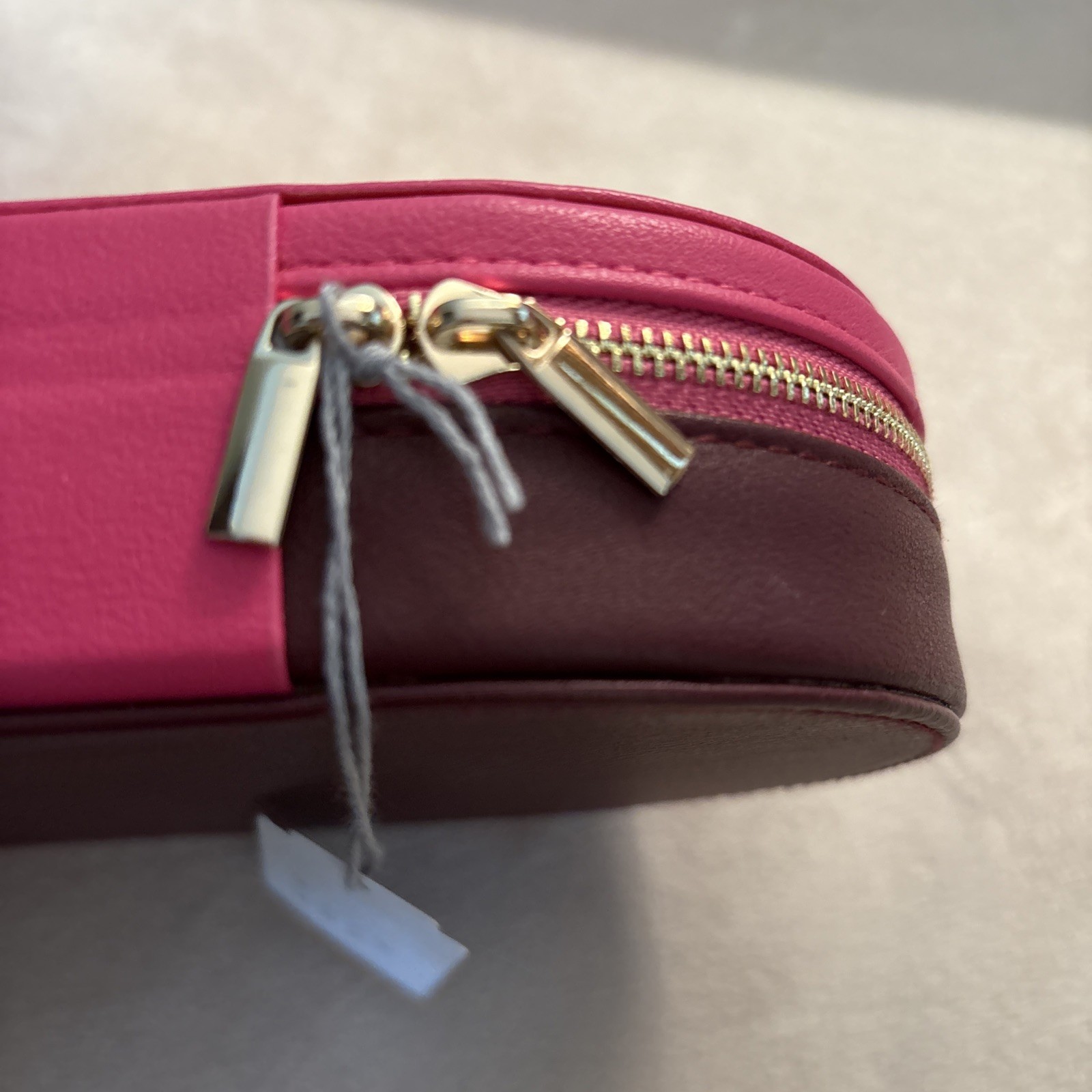 A New Day Round Zip Jewelry Organizer Pink Travel Case NWT Compact