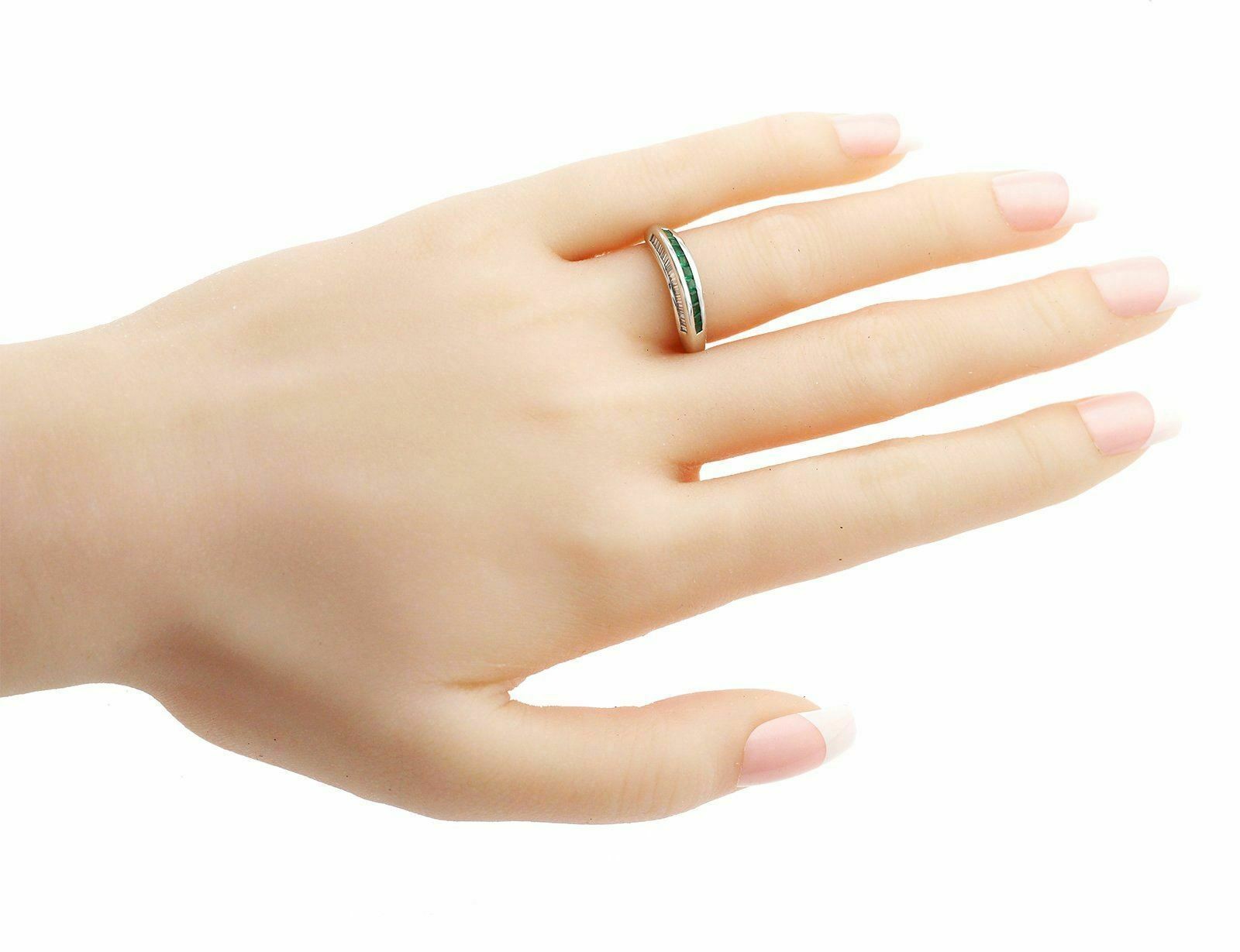 0.38 Emerald & 0.27 CT Diamonds in 18K Gold Wedding Band Ring