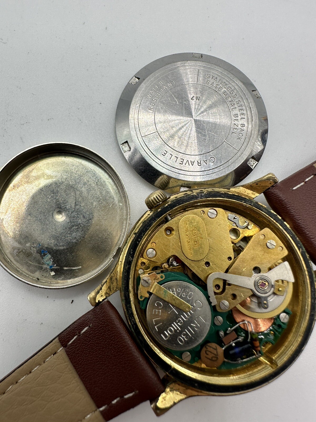 caravelle set o matic Quartz Electronic Gold Men’s 39mm Vintage Watch N7 1977