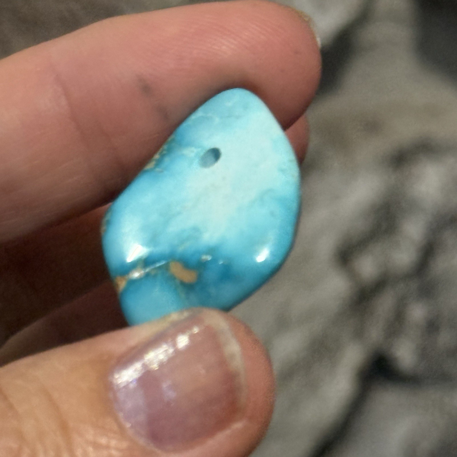 35.6ct 26.7×23.2x10mm Light Blue Hubei Turquoise Drilled Stone Pendant Old Stock