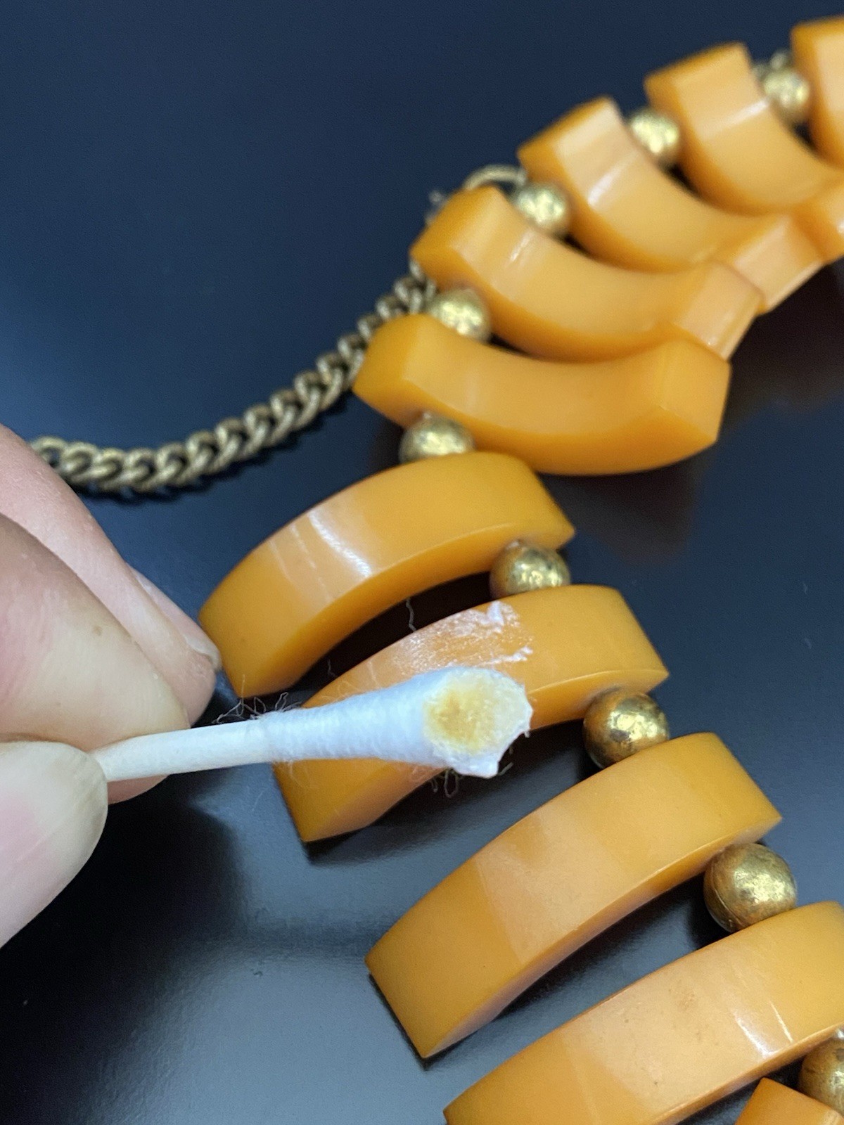 VTG Egg Yolk Butterscotch Amber Bakelite Fringe Style 20″ Bib Necklace 56.0g