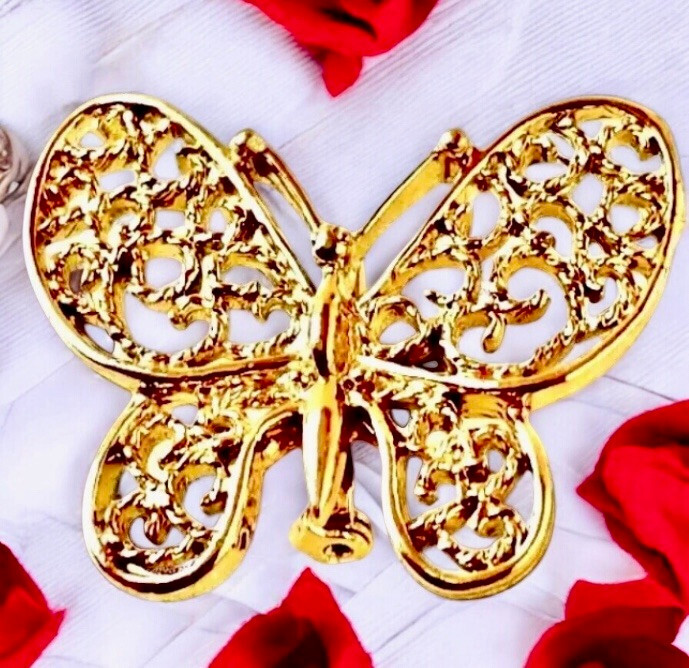 Gerry’s Vintage Butteryfly Brooch Pin Goldtone Filigree Signed