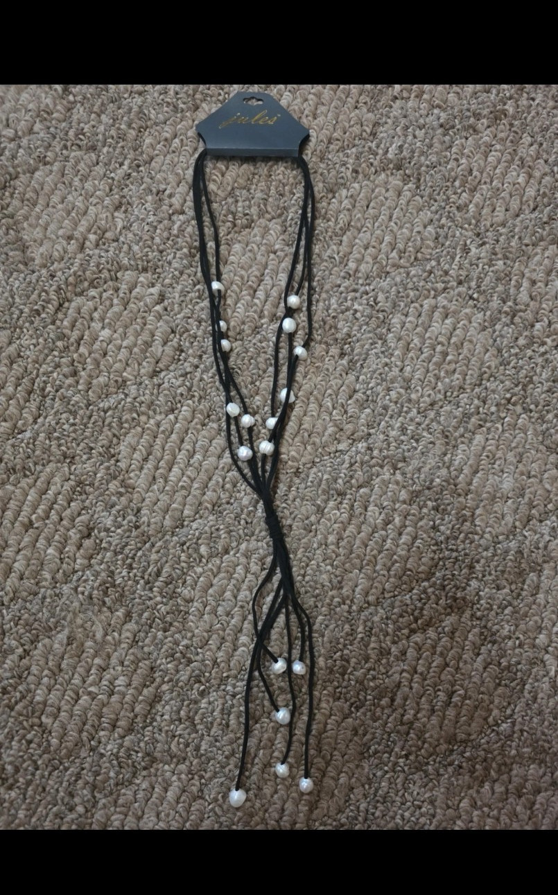 NWT Black Cord Lariat Tassel Necklace w/ White Imitation Pearl Beads