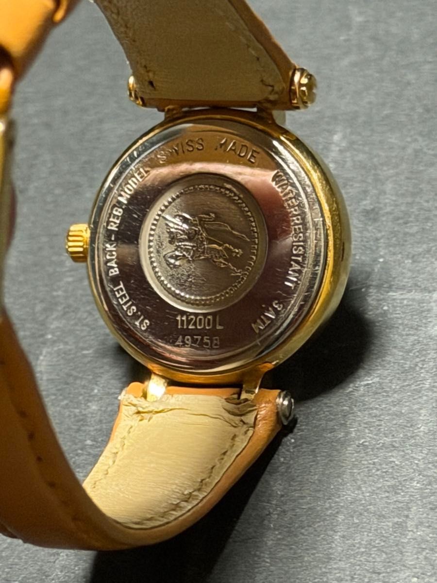 Super Stylish Good Condition Burberry White Brown Dial Ladies Watch in Good Work