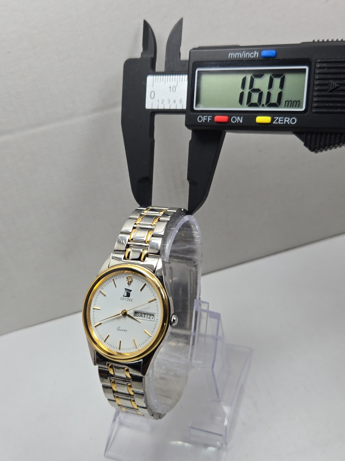 Divine Beijing Spacecrafts 1958 1998 Quartz Day Date Watch Two Toned New Battery
