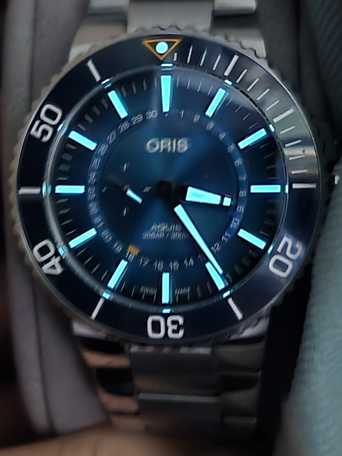 Oris Aquis Great Barrier Reef III Limited Edition Blue 43.5mm Watch 01 743 7734