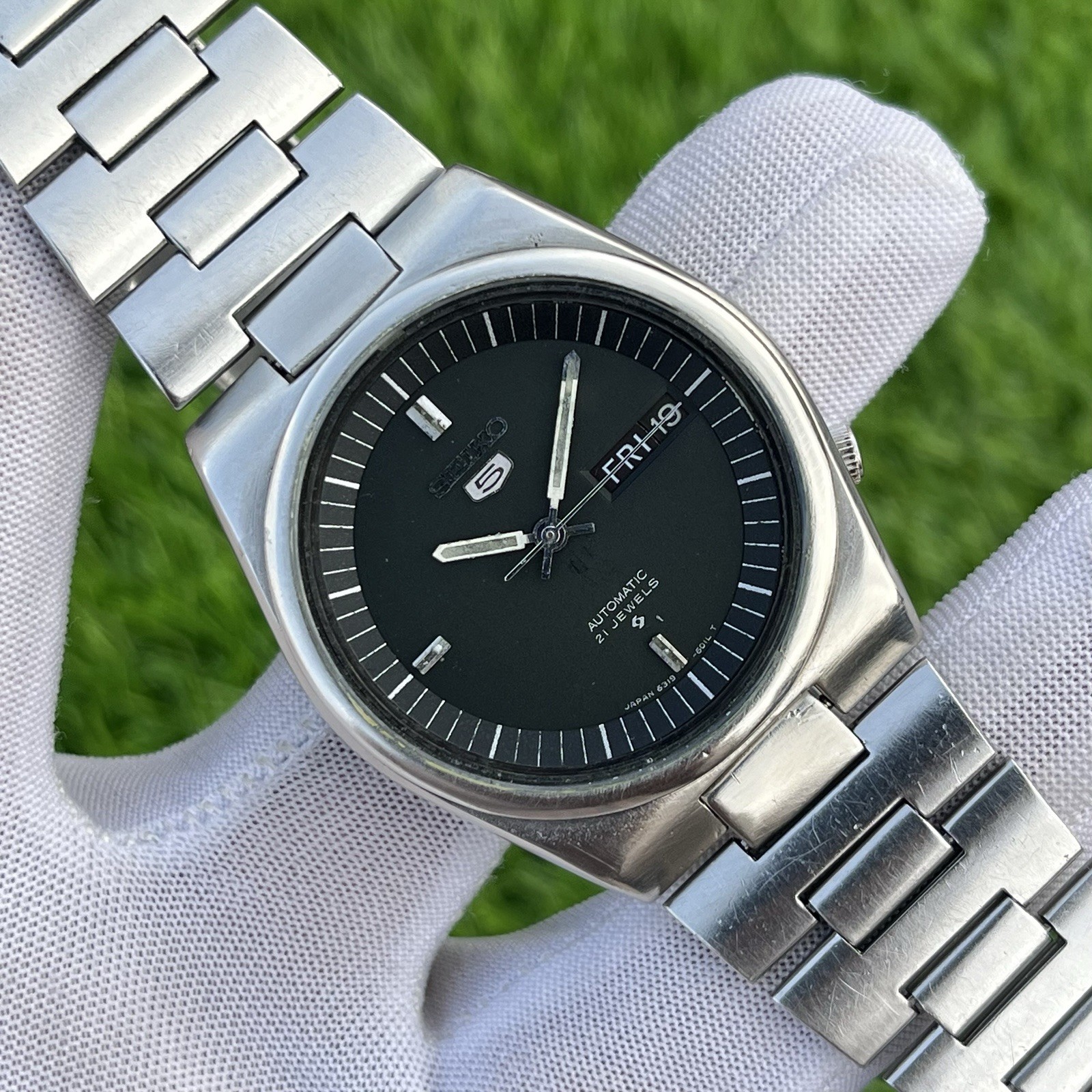 Vintage Seiko 5 Automatic 17J Dress Formal Japan Made Men’s Watch 6319-6010