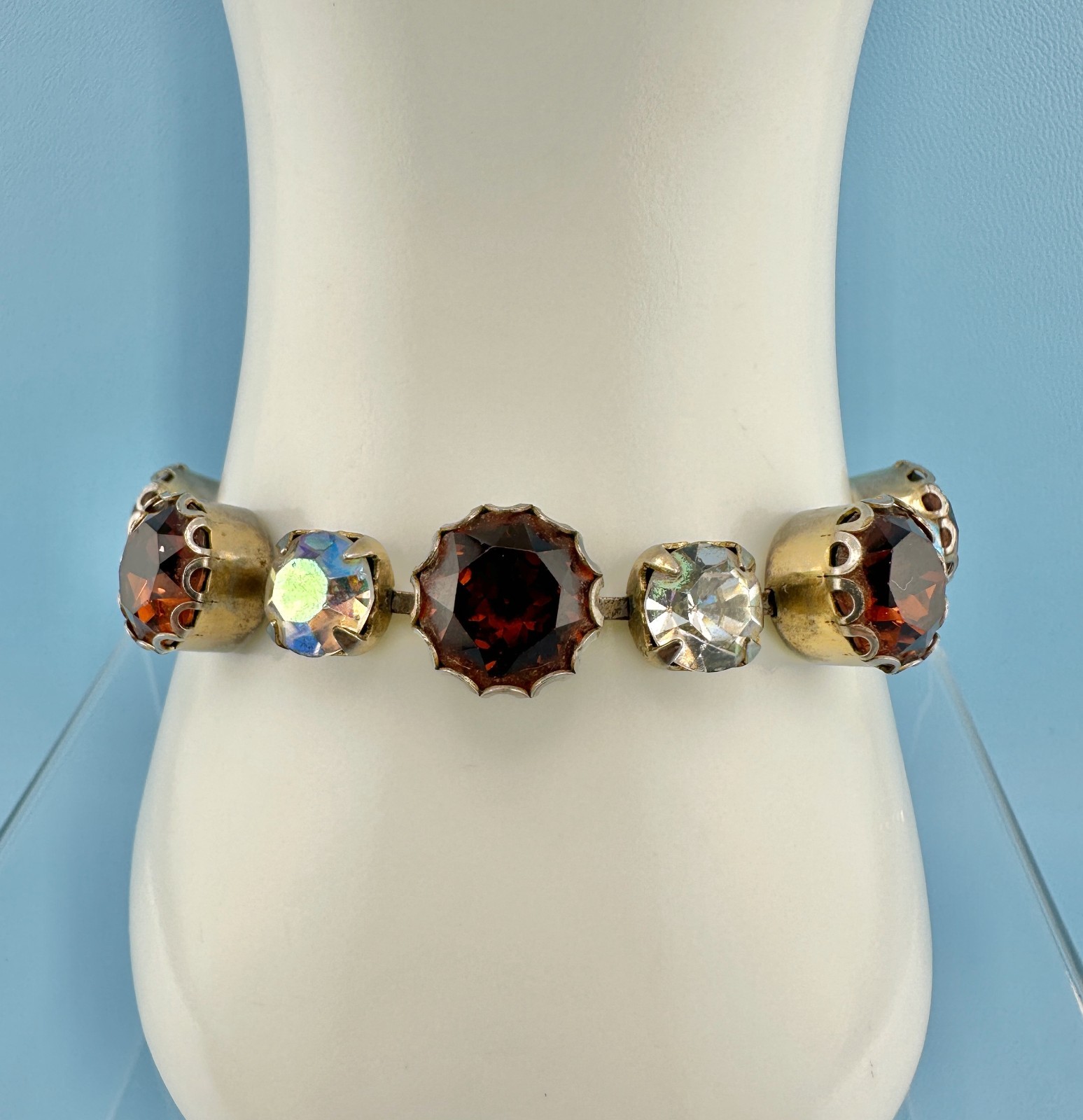 Vintage Rhinestone Bracelet Large Pronged Root Beer Color AB Stones 7″ Cup Chain